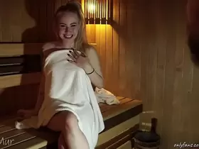 Curvy hottie fucking a stranger in a public sauna